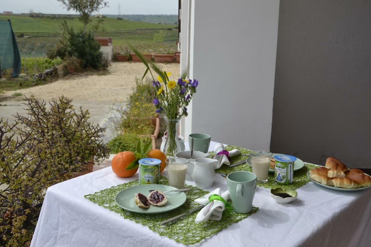 Garden house Villa Menfi Buitenkant foto
